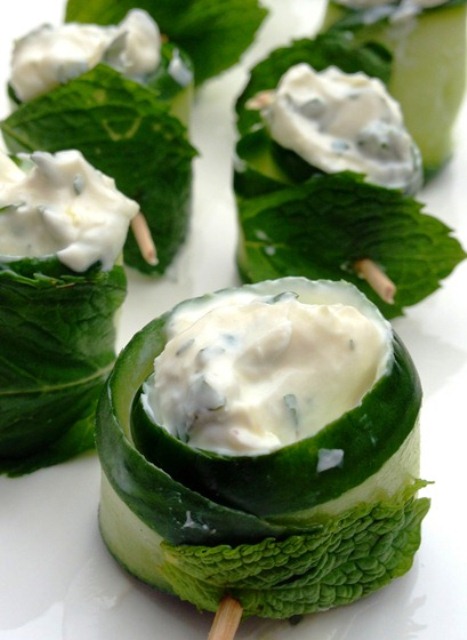 tzatziki canape